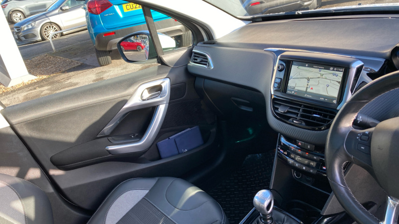 Peugeot 2008 1.2 PureTech 110 Allure Premium 5dr Petrol Estate